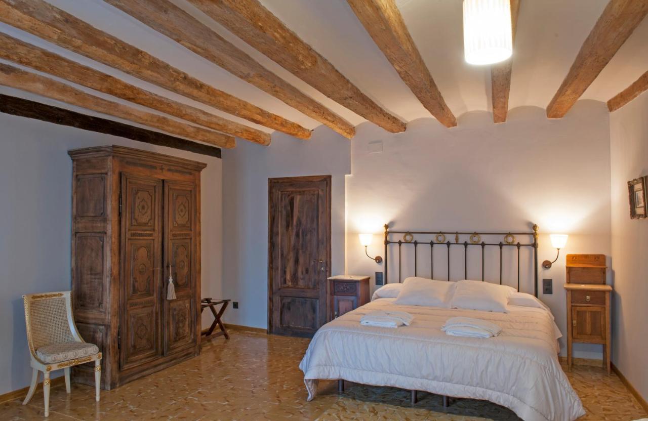 Lo Palauet De La Muralla Μπαλαγέ Εξωτερικό φωτογραφία